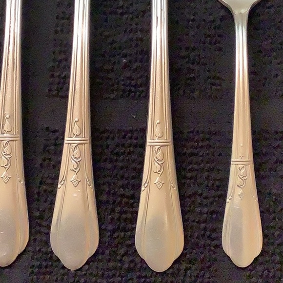 Encore 3 forks 2 spoon Simeon L & George H Rogers Oneida Ltd. - Picture 2 of 16